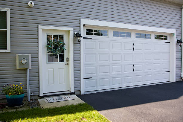 24/7 Emergency Garage Door Roller Replacement experts in Union City, PA